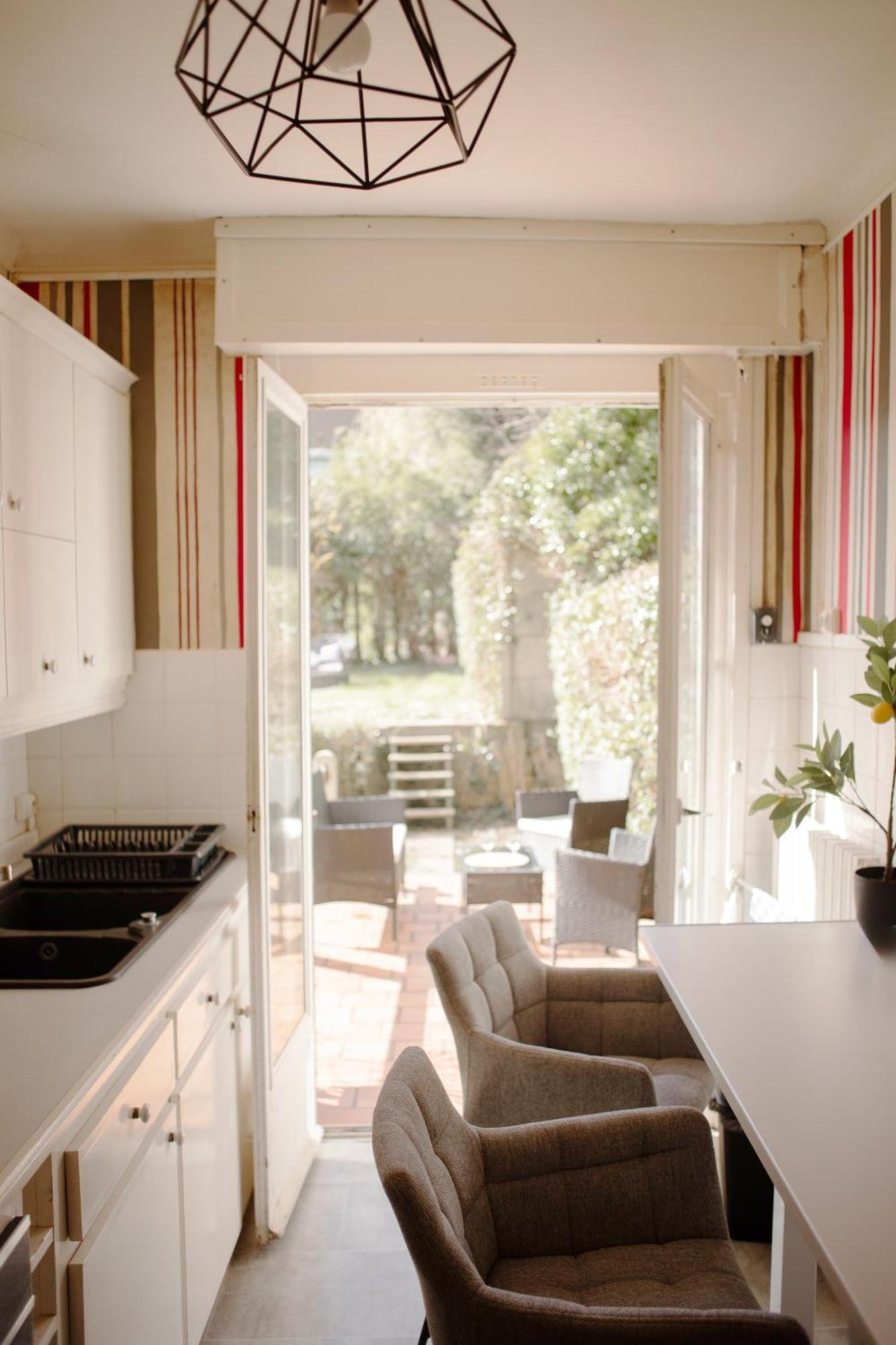 Spa , Jardin 250M2 Et Appartement Cosy De 60 M2 Au Centre Boulogne-sur-Mer Kültér fotó