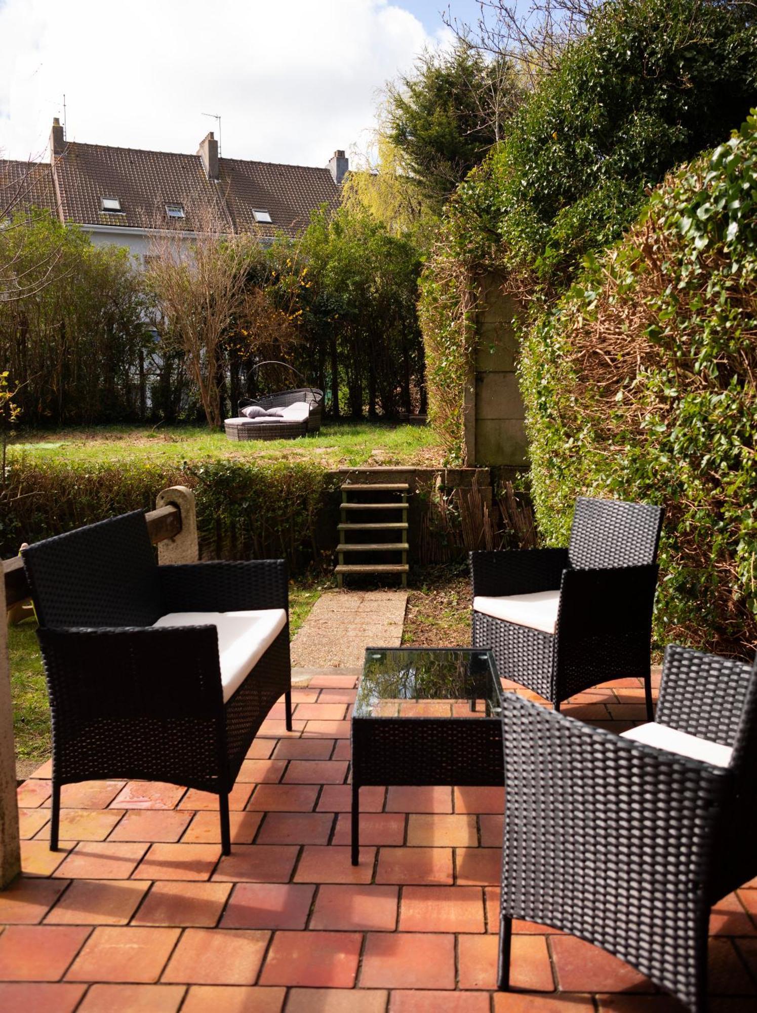 Spa , Jardin 250M2 Et Appartement Cosy De 60 M2 Au Centre Boulogne-sur-Mer Kültér fotó